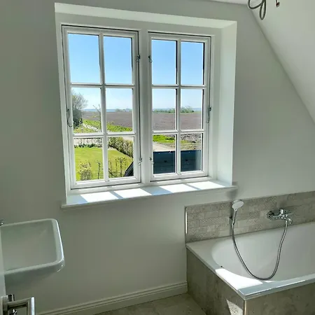 Sommergeest Feriehus Borgsum